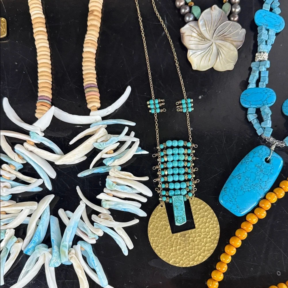 VTG Southwest style Necklace bundle. - Picture 5 of 14